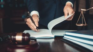 How Probate Litigation Lawyers Handle Contested Wills and Trust Disputes